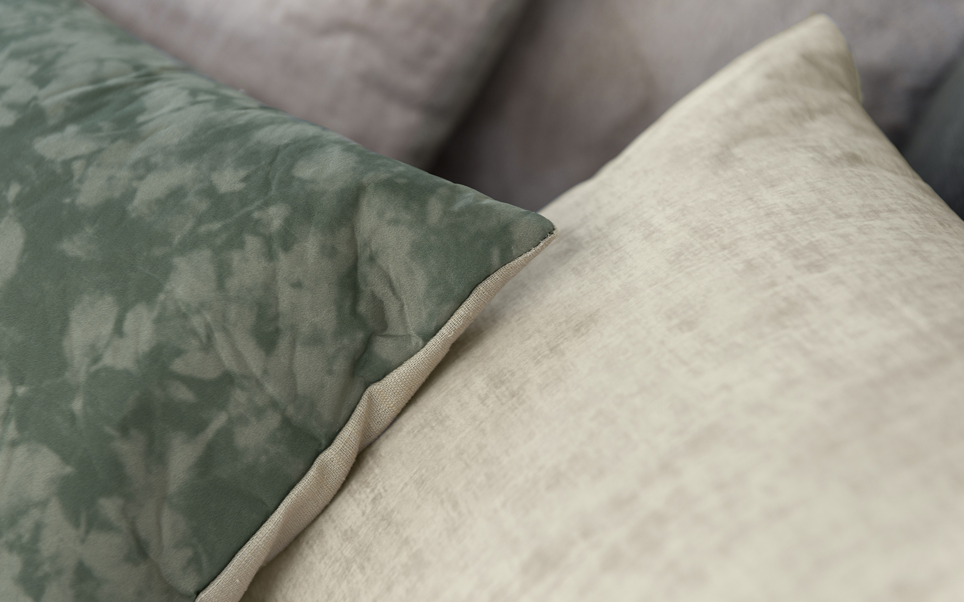 Mrs.Me home couture - cushion Interval Sand detail2